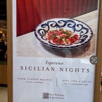 Eataly - Short Hills - Eataly sign - Pizza Near Me - Millburn, New Jersey