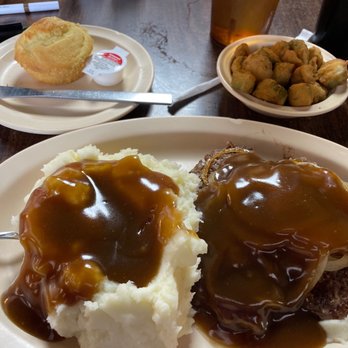 Country Angels - a plate of mashed potatoes and gravy - Pizza Near Me - Polk City, Florida Country Angels - a plate of mashed potatoes and gravy - Pizza Near Me - Polk City, Florida