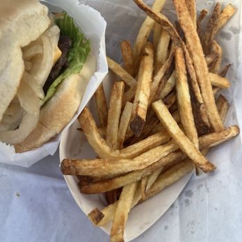 PICK-QUICK Drive In - Deluxe single cheeseburger with fries - Burgers Near Me - Auburn, Washington PICK-QUICK Drive In - Deluxe single cheeseburger with fries - Burgers Near Me - Auburn, Washington