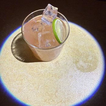 Right Hand - Cocktail Bars Near Me - Miami, Florida Right Hand - Cocktail Bars Near Me - Miami, Florida