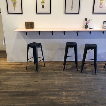 Cream Bean Berry - Great place lots of seating, comfortable and relaxing, like the art-- Love the ice cream! - Ice Cream & Frozen Yogurt Near Me - Durango, Colorado