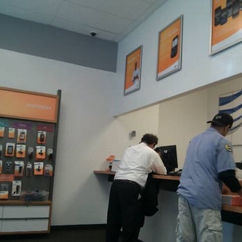 AT&T Store - Mobile Phones Near Me - Walnut Creek, California AT&T Store - Mobile Phones Near Me - Walnut Creek, California