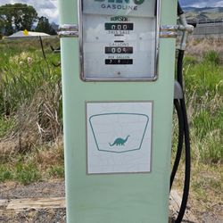 Sinclair - Antique Dino Pump 06-25-2026