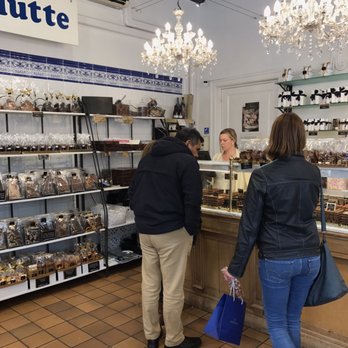 Confiserie Chocolaterie Crevin - Chocolatiers & Shops Near Me - Bruges, VWV