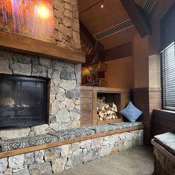 Madrones - Steakhouses Near Me - Frederick, Maryland