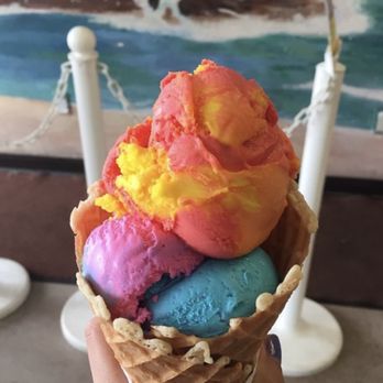 Lighthouse Ice Cream - June 2015, Cotton Candy & Maui Waui in waffle cone - Ice Cream & Frozen Yogurt Near Me - San Diego, California
