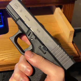 Rink's Gun & Sport - Glock 19 - Gun/Rifle Ranges Near Me - Lockport, Illinois Rink's Gun & Sport - Glock 19 - Gun/Rifle Ranges Near Me - Lockport, Illinois