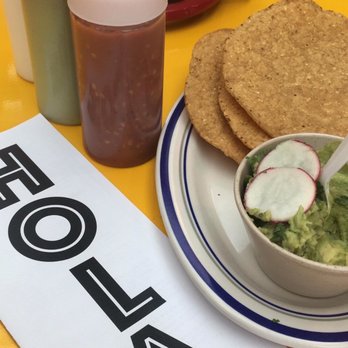 Hola - Guacamole and sauces provided with each meal - Tacos Near Me - Lakewood, Ohio