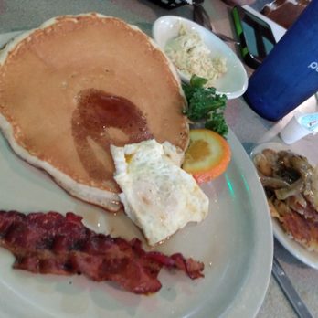 Captain's Galley Restaurant - Breakfast Mini mate - Seafood Near Me - Fort Pierce, Florida