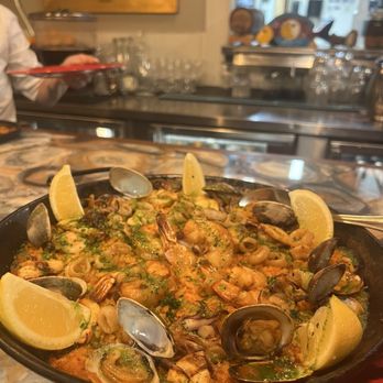 TRES Social Tapas - Paella Mixta "Tres Cazuelas" - Seafood Near Me - Las Vegas, Nevada