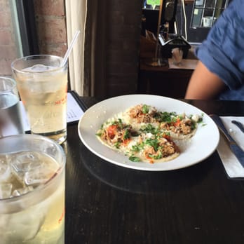 Charlies Bar & Kitchen - Chicken Tacos - Cocktail Bars Near Me - Bronx, New York