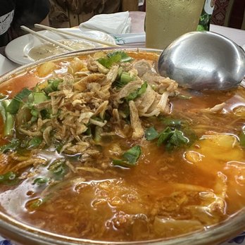 Mai Lan Fine Vietnamese Cuisine - Vietnamese hot sour soup - Vietnamese Near Me - Honolulu, Hawaii