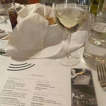 Centro - New American Near Me - Des Moines, Iowa