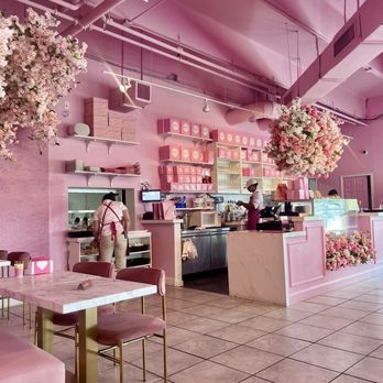Keik - Bakeries Near Me - Miami, Florida
