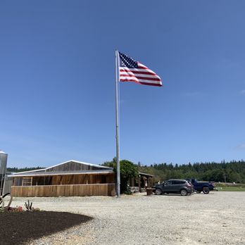 K & R Farms - Building and parking. - Ice Cream & Frozen Yogurt Near Me - Oak Harbor, Washington K & R Farms - Building and parking. - Ice Cream & Frozen Yogurt Near Me - Oak Harbor, Washington