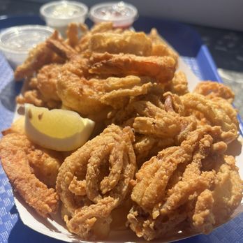 Captain Scott's Lobster Dock - Create a plate; shrimp, calamari, clam strips - Seafood Near Me - New London, Connecticut Captain Scott's Lobster Dock - Create a plate; shrimp, calamari, clam strips - Seafood Near Me - New London, Connecticut
