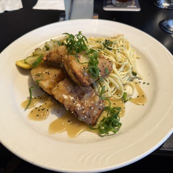 The Seaside Restaurant and Aqua Farm - Pasta with mahi mahi - Seafood Near Me - Hilo, Hawaii The Seaside Restaurant and Aqua Farm - Pasta with mahi mahi - Seafood Near Me - Hilo, Hawaii