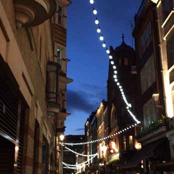 Dishoom - The scene outside dishoom - Indian Near Me - London, XGL