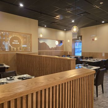 The Moon - Hot Pot Near Me - Hackensack, New Jersey