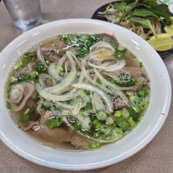 Yummy  Pho - Large brisket pho - Vietnamese Near Me - Arlington, Texas