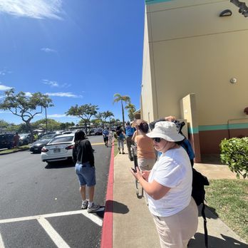 Don Don Donki - This was on the first day of opening. Line went on for a block and went past the building. - International Grocery Near Me - Kapolei, Hawaii Don Don Donki - This was on the first day of opening. Line went on for a block and went past the building. - International Grocery Near Me - Kapolei, Hawaii