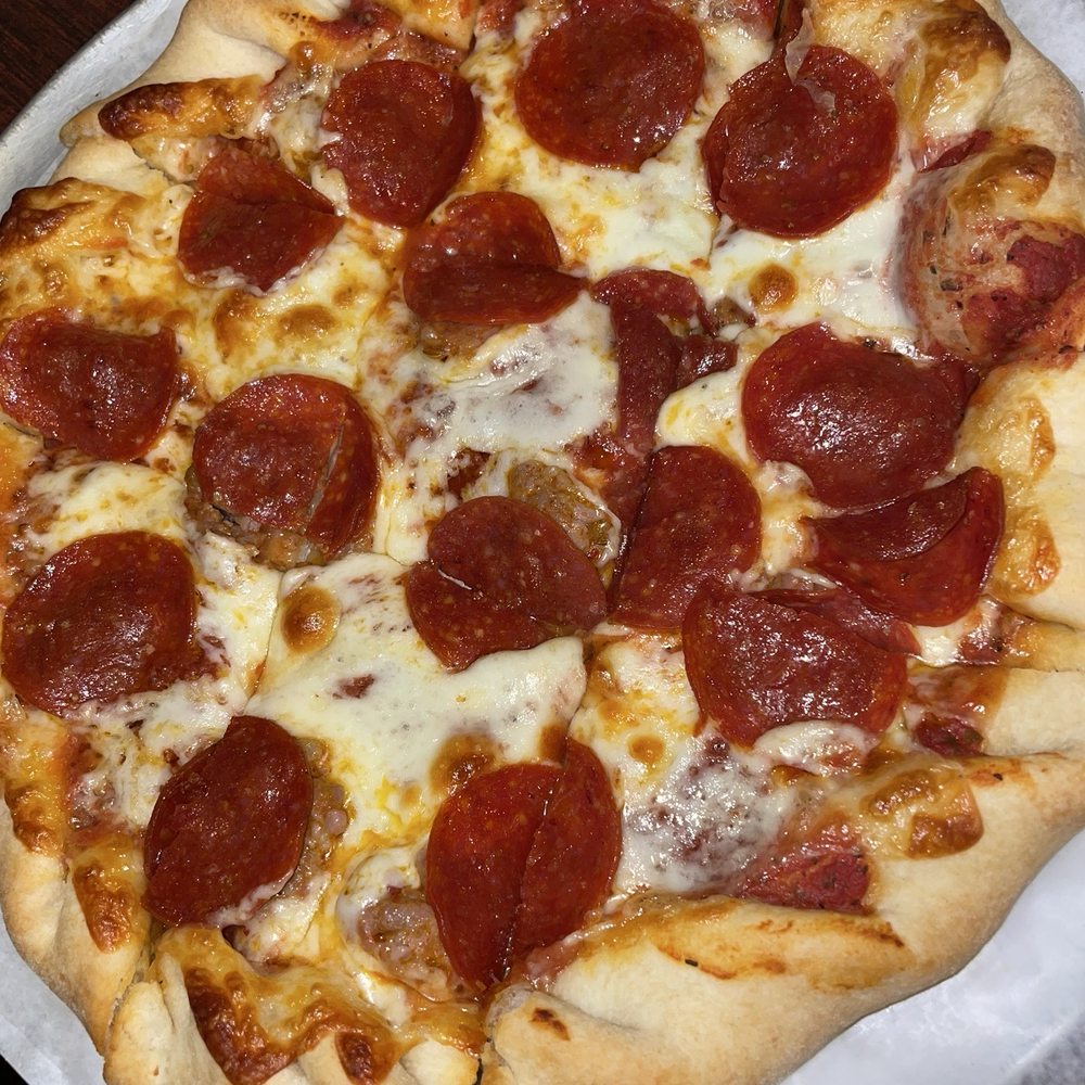 Winn's Pizza & Steakhouse - Sausage + Pepperoni - Pizza Near Me - Norwalk, Iowa Winn's Pizza & Steakhouse - Sausage + Pepperoni - Pizza Near Me - Norwalk, Iowa