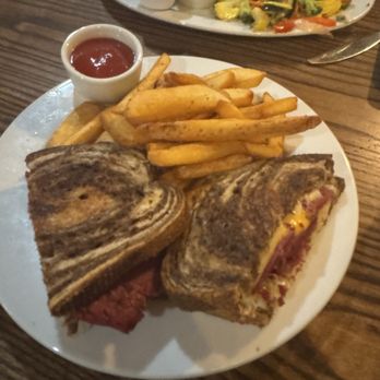 WiseGirl - Reuben - Italian Near Me - Pleasant Hill, California WiseGirl - Reuben - Italian Near Me - Pleasant Hill, California