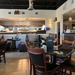 Jasmine Thai & Sushi - Inside