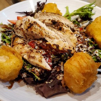 State 48 Tavern - Strawberry basil salad with grilled chicken - Sports Bars Near Me - Page, Arizona