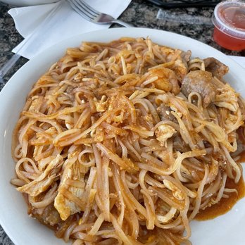 Thai Chili - Pad Thai (not a vegetable in sight) - Thai Near Me - Lumberton, North Carolina Thai Chili - Pad Thai (not a vegetable in sight) - Thai Near Me - Lumberton, North Carolina