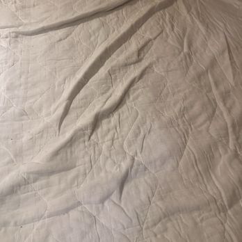 Hilton Fort Collins - Dirty bedding - Hotels Near Me - Fort Collins, Colorado