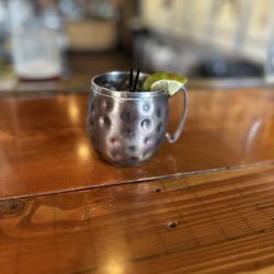 Pat's Brew House - Passion fruit mule