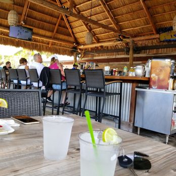Skipper's Dockside - Bar area - Seafood Near Me - Key Largo, Florida