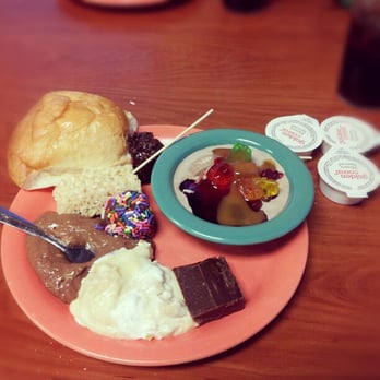 Golden Corral Buffet & Grill - (Golden Corral, 2012) - Buffets Near Me - Waynesboro, Virginia