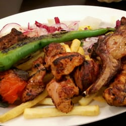 Köz Has Urfam - Grillteller mit Pommes