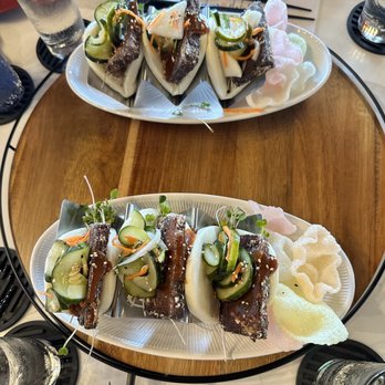 Duckine - Huge duck bao buns. We prefer a spicy mayo sauce, but it was still yum! - Chinese Near Me - Lahaina, Hawaii