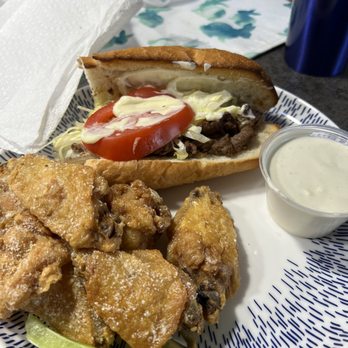 Domenico's Ristorante - Take out cheesesteak & wings - Italian Near Me - Cranberry Twp, Pennsylvania