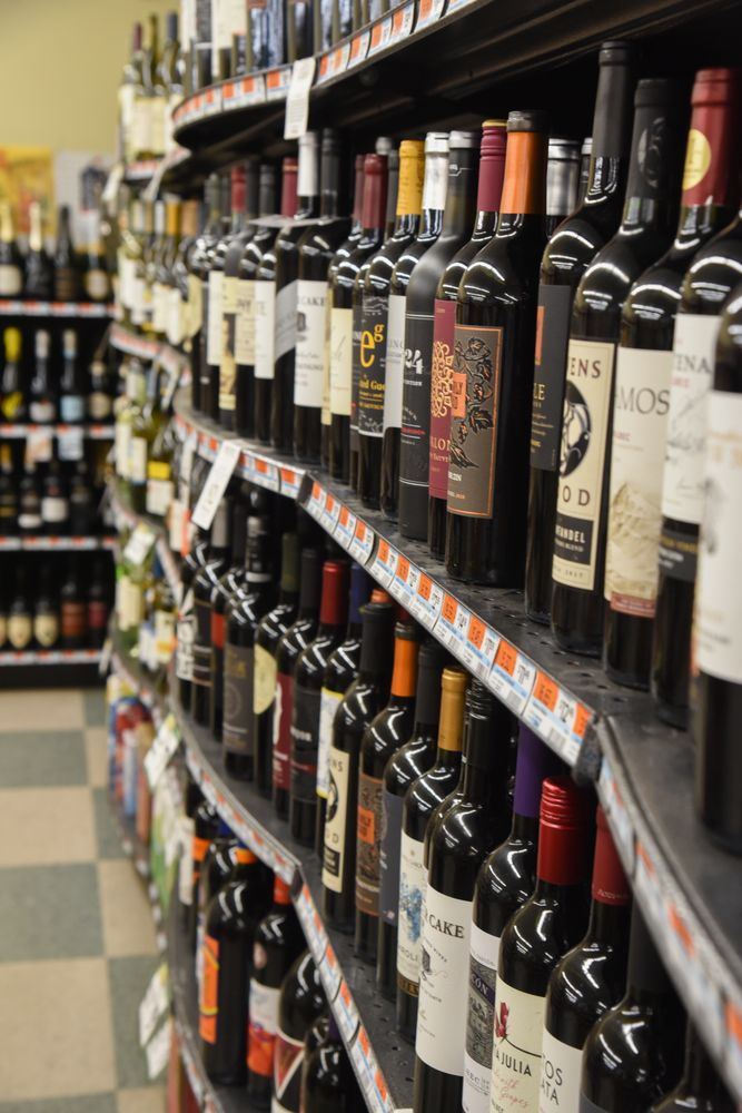 MAINELY PROVISIONS KINGFIELD Updated September 2024 363 Main St