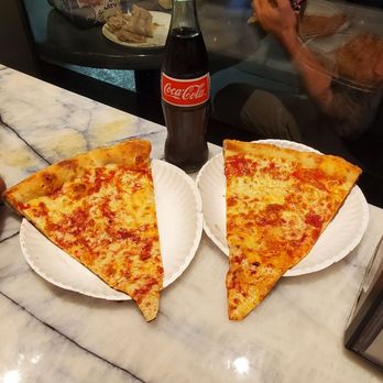 Joe's Pizza - This pizza does not disappoint. Solid. - Pizza Near Me - Miami, Florida Joe's Pizza - This pizza does not disappoint. Solid. - Pizza Near Me - Miami, Florida
