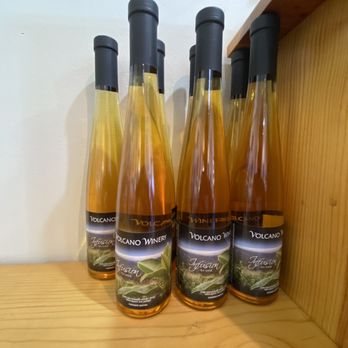 Volcano Winery - White White With Honey Macadamia Infused With Tea - Wineries Near Me - Volcano, Hawaii Volcano Winery - White White With Honey Macadamia Infused With Tea - Wineries Near Me - Volcano, Hawaii
