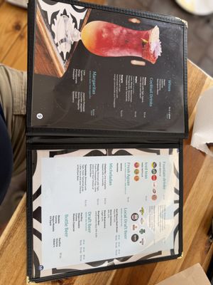 Four Tunas Fish & Bar Oceanside by null