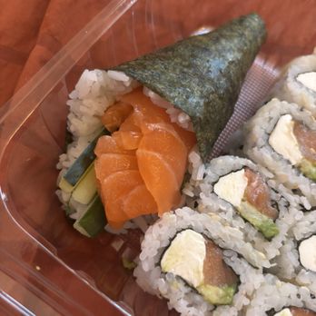 Golden Palace - delicious salmon handroll and philly rolls! highly recommend - Chinese Near Me - Moraga, California Golden Palace - delicious salmon handroll and philly rolls! highly recommend - Chinese Near Me - Moraga, California