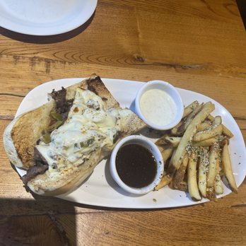 Giordano's - Italian Beef Sandwich - Pizza Near Me - Chicago, Illinois