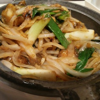 Gourmet Inspirations - Oysters ginger and scallion casserole (hot pot) - Dim Sum Near Me - Wheaton, Maryland