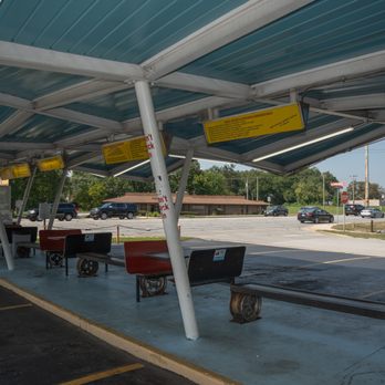 Blue Top Drive In - Blue Top Drive In.(keepsmilingphoto.com) - Burgers Near Me - Highland, Indiana