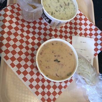 Pike Place Chowder - Seafood Bisque and New England Clam Chowder - Seafood Near Me - Seattle, Washington Pike Place Chowder - Seafood Bisque and New England Clam Chowder - Seafood Near Me - Seattle, Washington