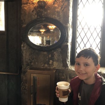 Three Broomsticks - British Near Me - Orlando, Florida