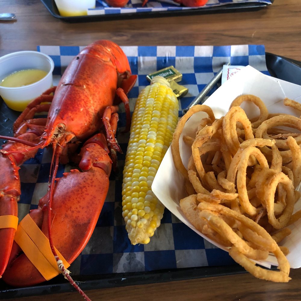 Tracy's Seafood - Fresh Lobster platter with deliciously sweet corn on the cob and impeccable onion rings - Seafood Near Me - Sullivan, Maine Tracy's Seafood - Fresh Lobster platter with deliciously sweet corn on the cob and impeccable onion rings - Seafood Near Me - Sullivan, Maine