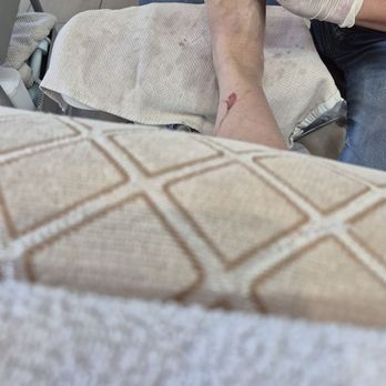 Kelly's Beauty Nail Spa - Came back again to see my favorite pedicurist; Leo - Skin Care Near Me - Los Angeles, California