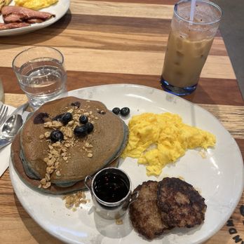 HomeGrown - Leawood - Blueberry pancakes - Breakfast & Brunch Near Me - Leawood, Kansas HomeGrown - Leawood - Blueberry pancakes - Breakfast & Brunch Near Me - Leawood, Kansas